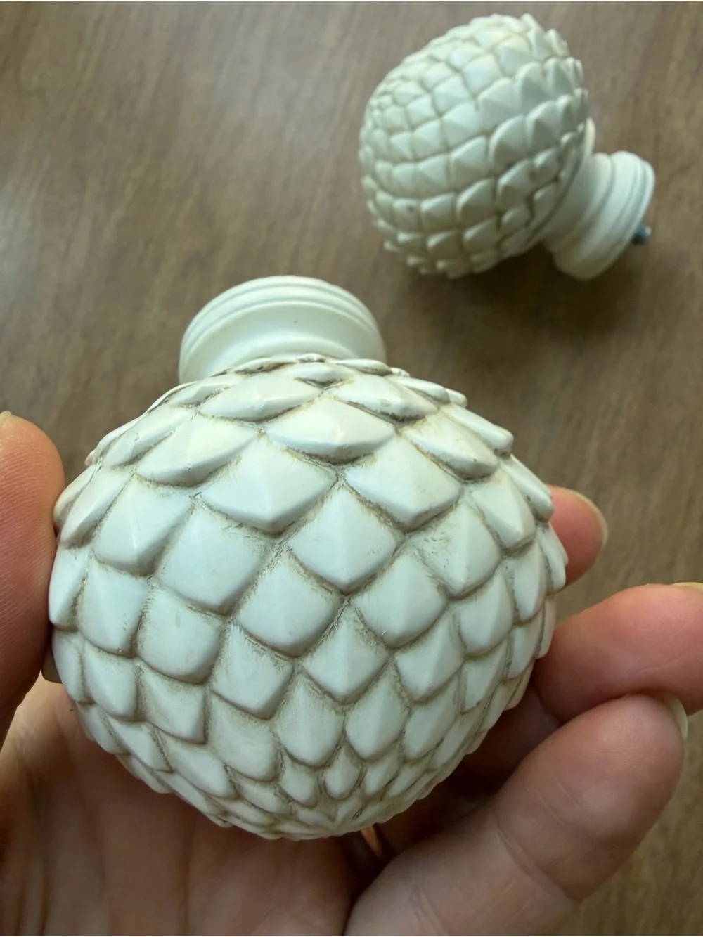Decorative Carved White Finial Set - Pinecone/Artichoke Style